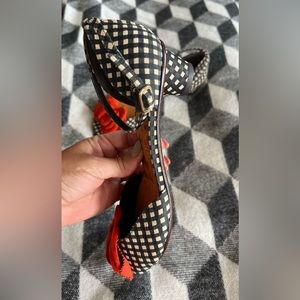 Chie Mihara peep toe pumps